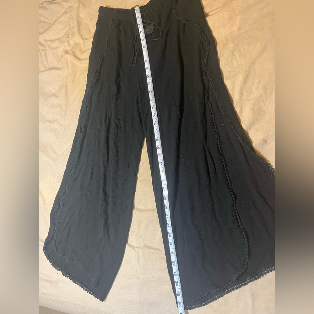 Wide leg pants
